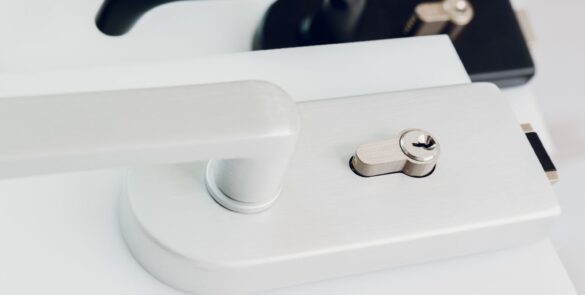Cerradura puerta de vidrio: Seguridad y estilo para tu Hogar